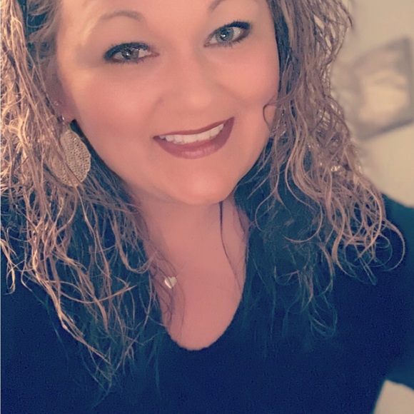 Meet your Posher, Jessica - Picture 7 of 16